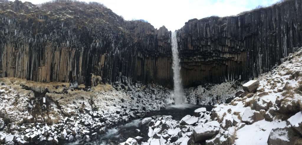 cascada islandia catarata svartifoss