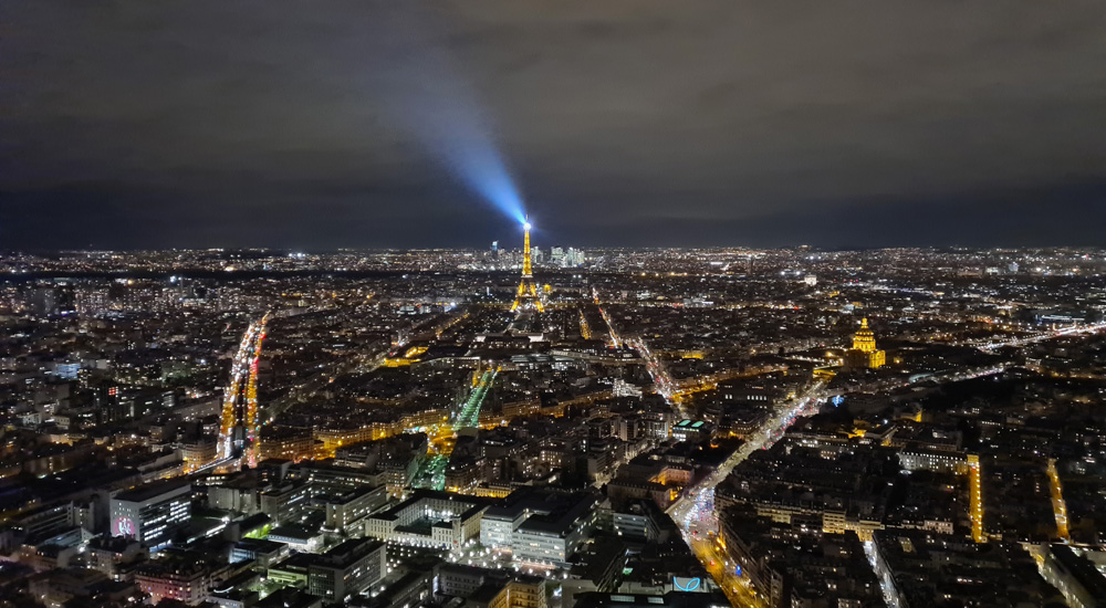 La Torre Eiffel (Paris) de noche