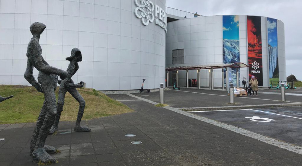 Escultura en el museo Perlan de Reykjavik