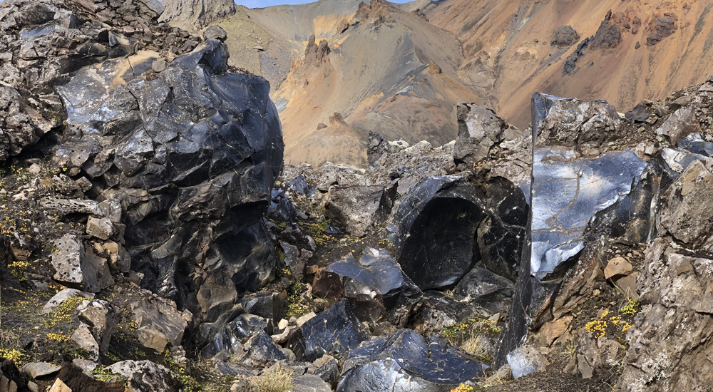 Piedra obsidiana en Landmannalaugar
